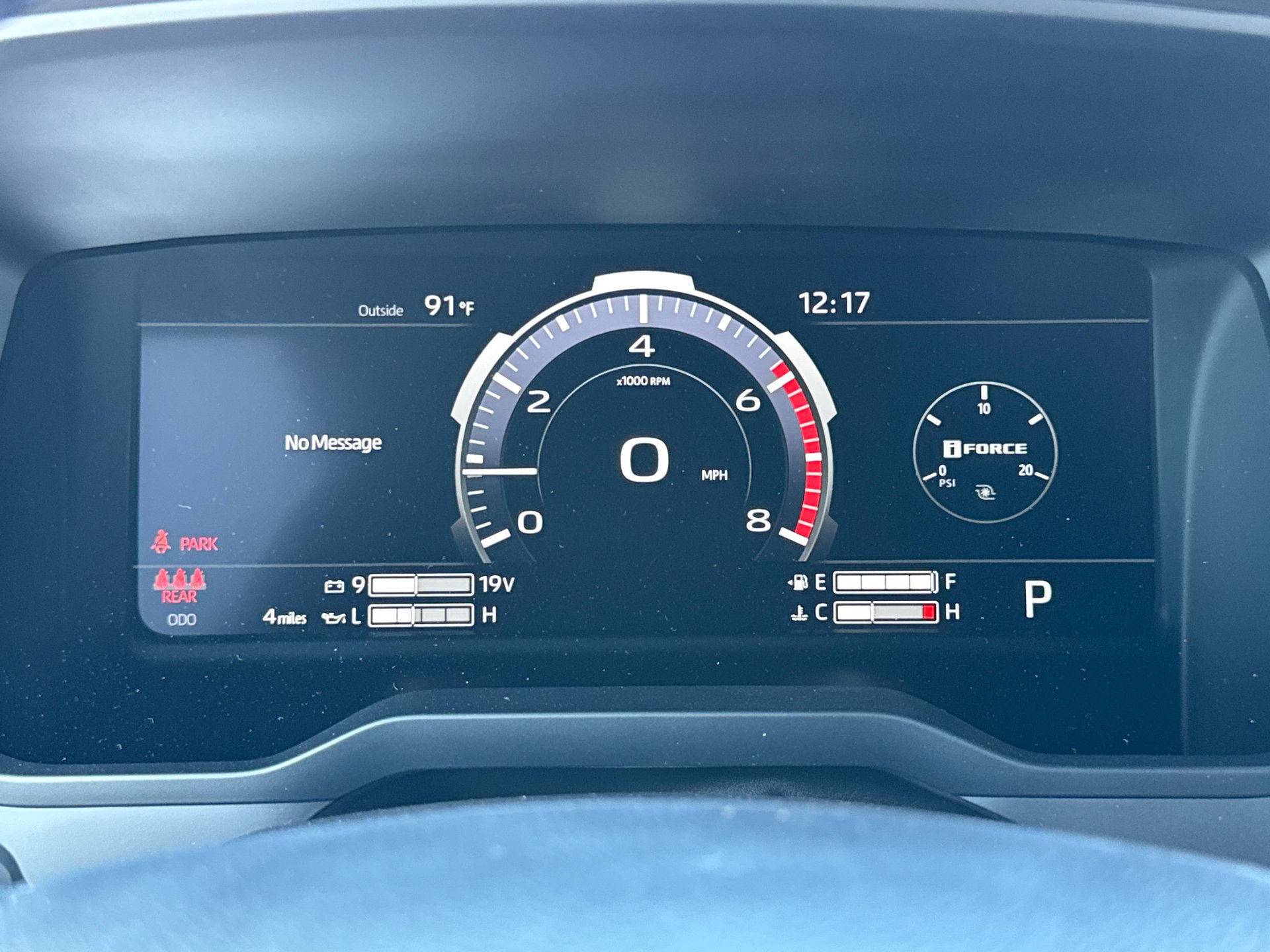 New 2026 Magnetic Gray Metallic Toyota  Platinum image 32