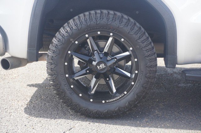 Used 2021  GMC SLT image 6