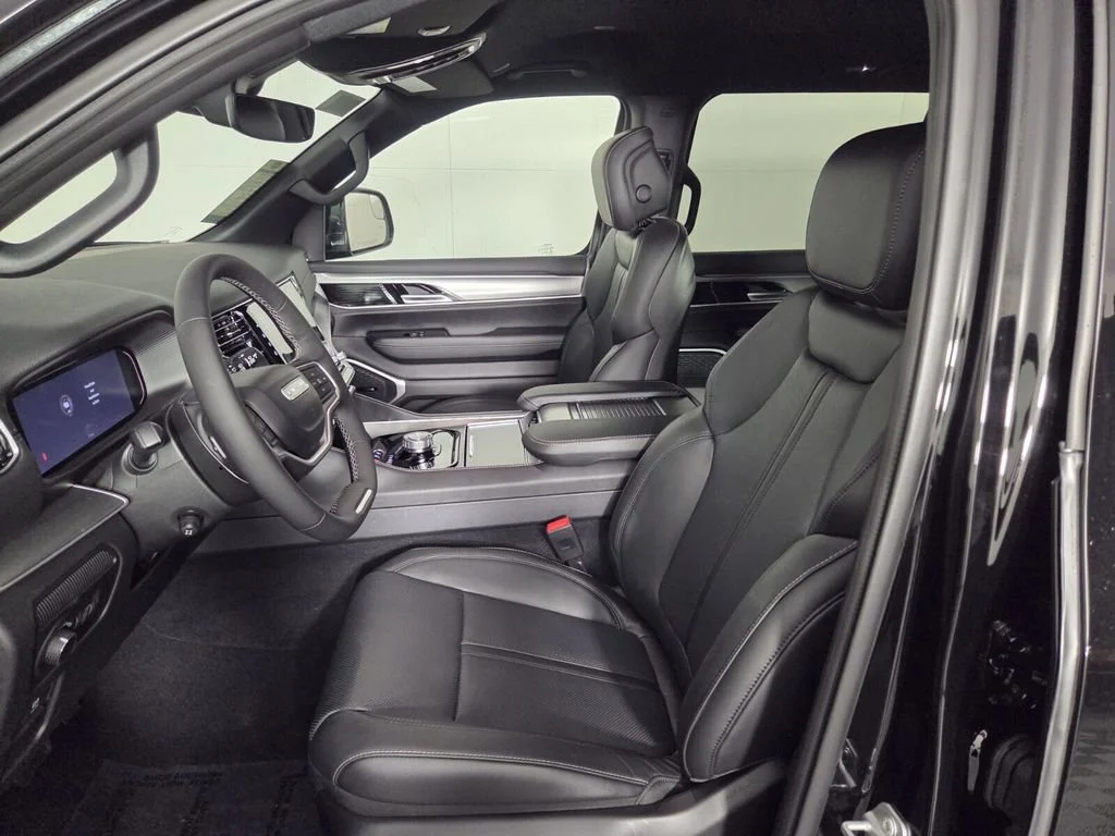 New 2026 High Gloss Black Exterior Paint Jeep  image 8