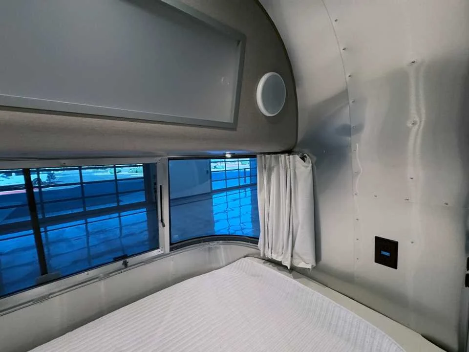 Used 2026 SILVER AIRSTREAM  image 32