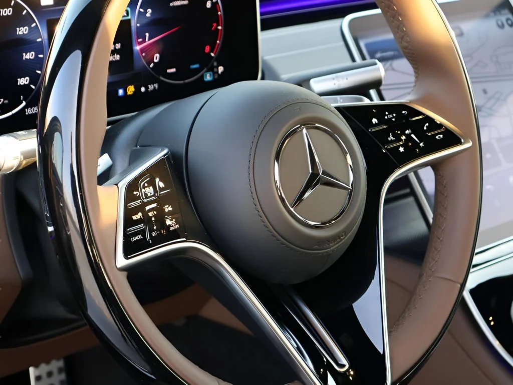 New 2026 Obsidian Black Metallic Mercedes-Benz S 580 image 20