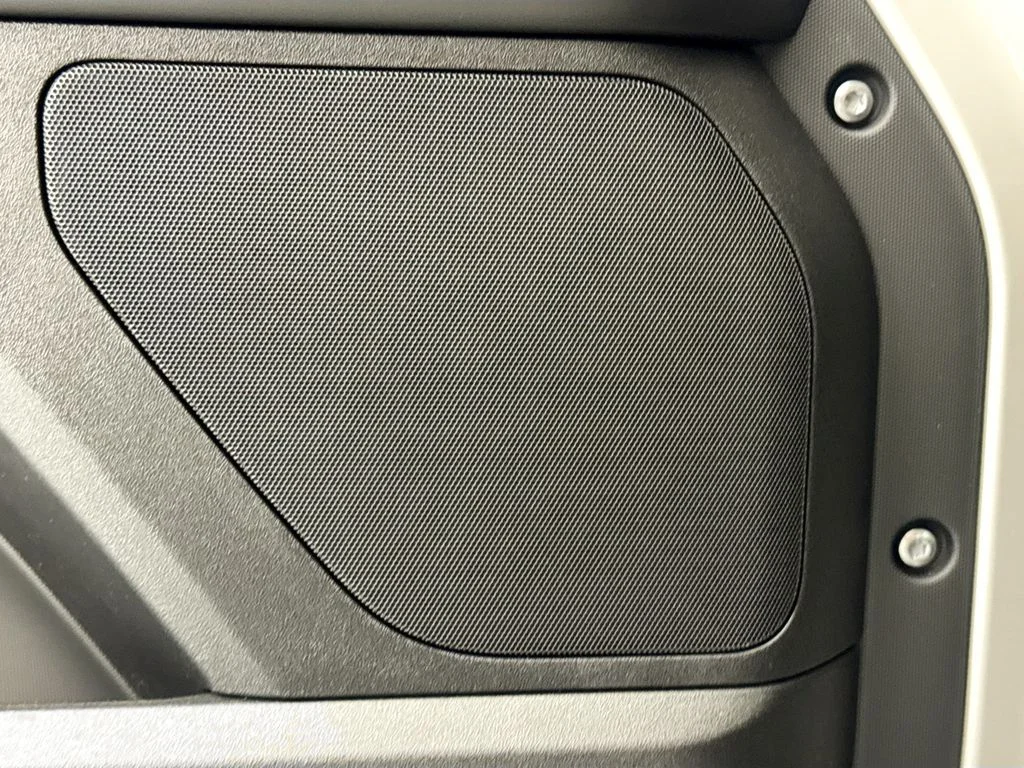 New 2026 Borasco Grey Land Rover X-Dynamic SE image 19