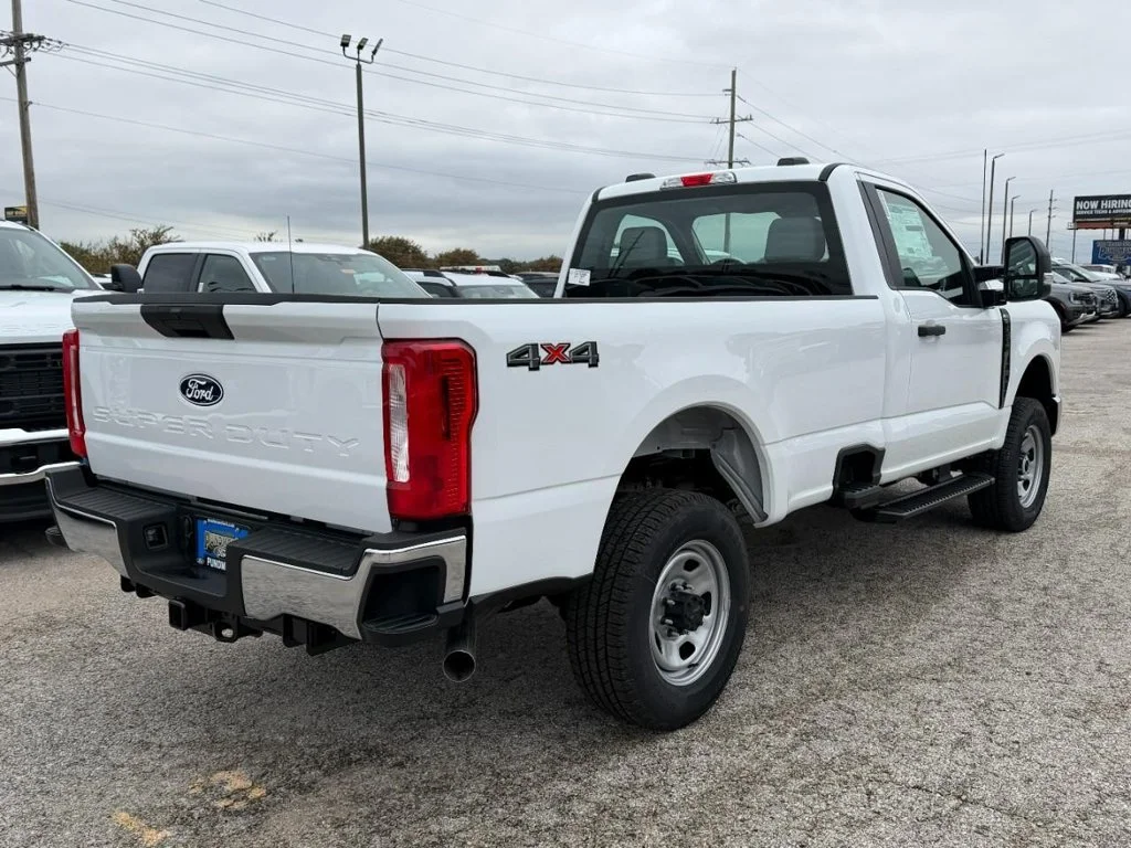 New 2027 Oxford White Ford F-350® XL image 3