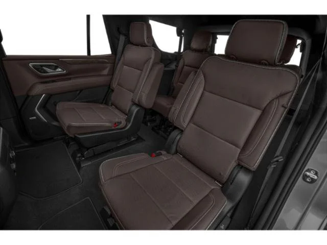 Used 2023 Iridescent Pearl Tricoat Chevrolet High Country image 16