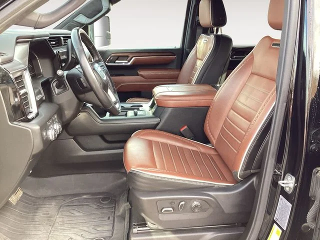 Used 2024 Black GMC Denali Ultimate image 9