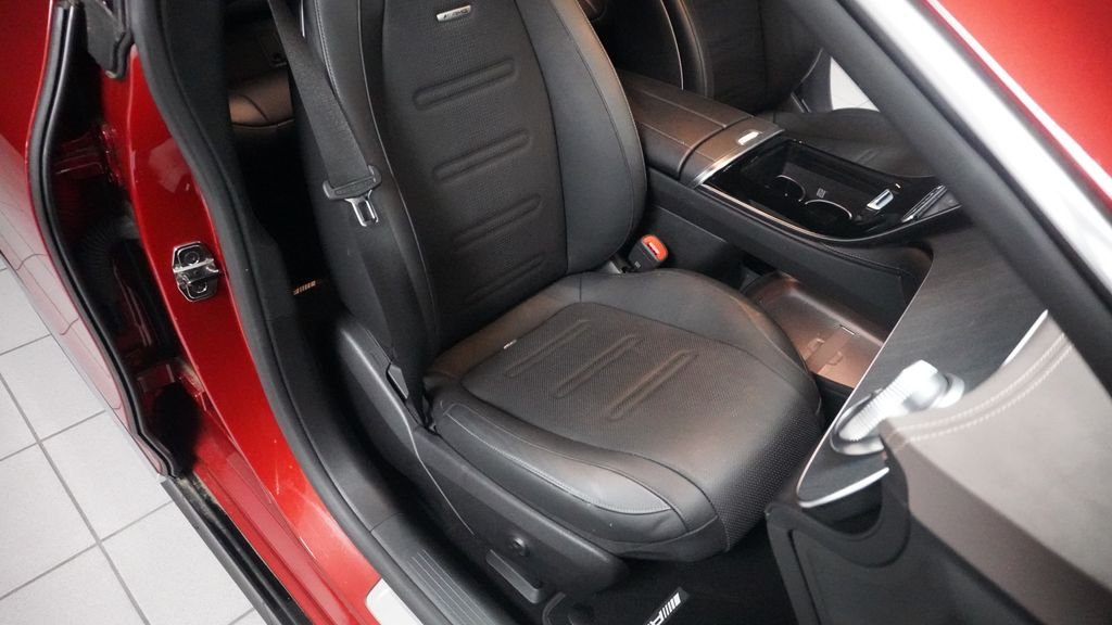Certified Used 2023  Mercedes-Benz Base image 25