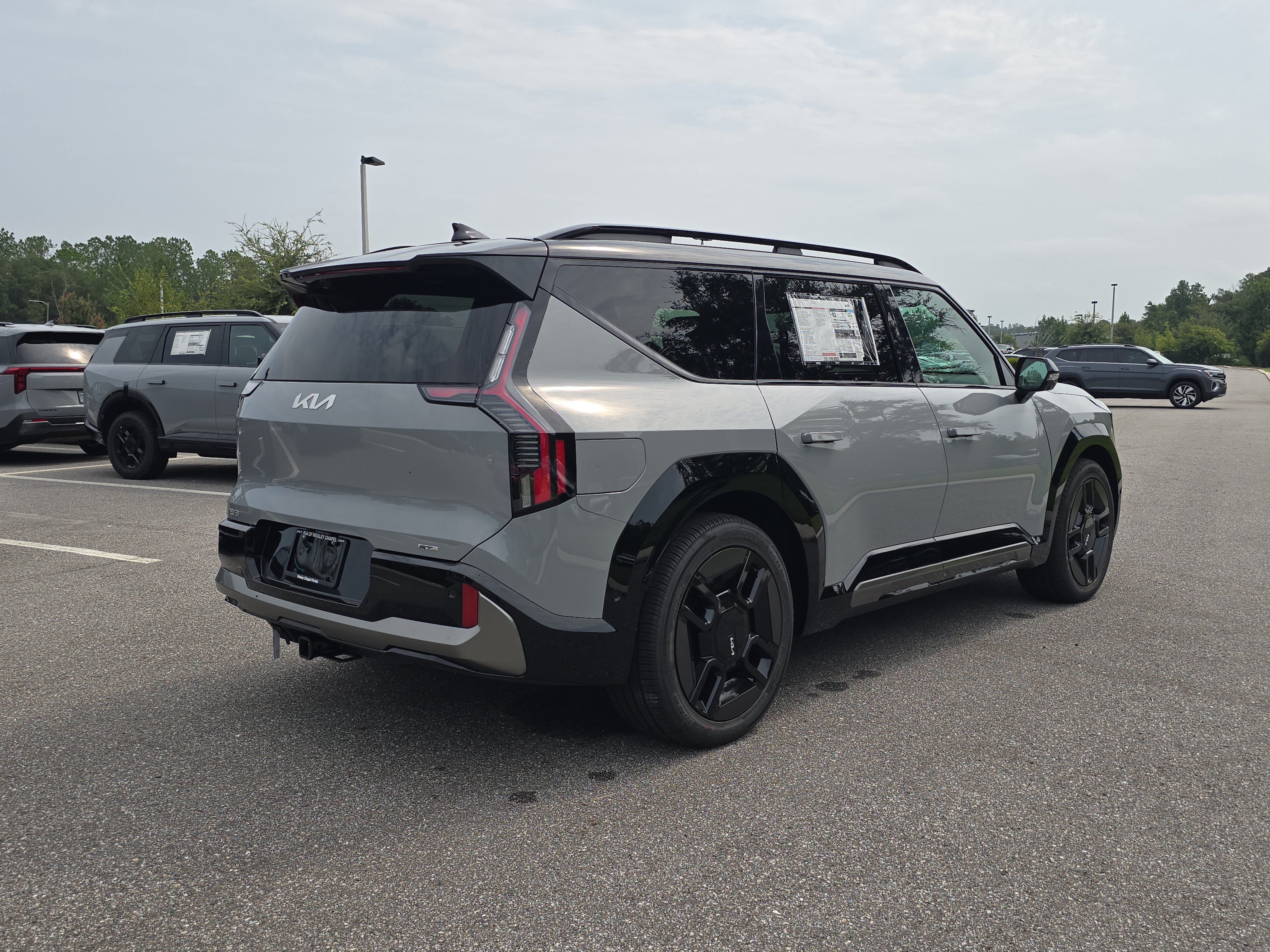New 2026 Wolf Gray / Black Roof Kia GT-Line AWD image 8