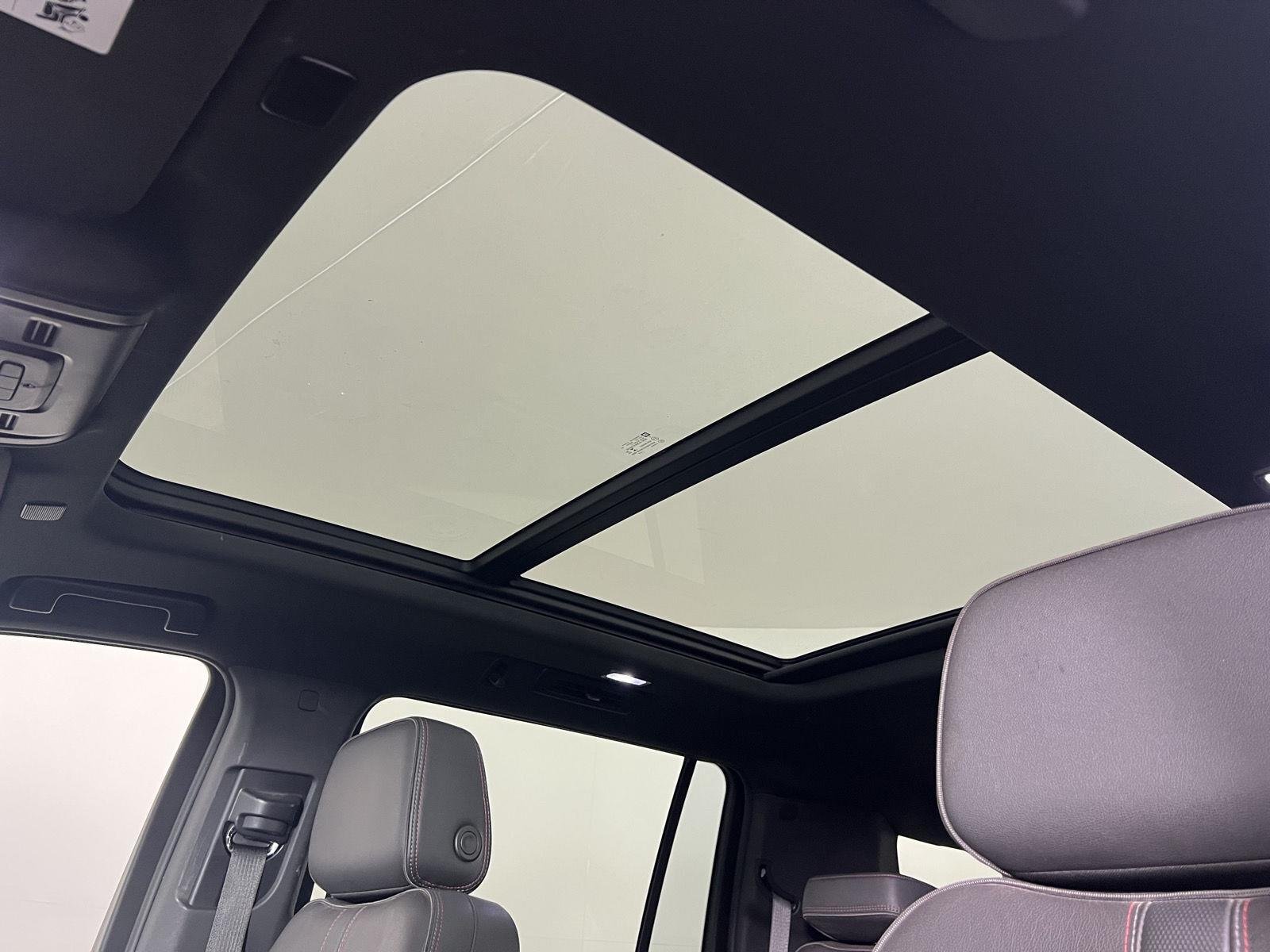 Used 2022 Summit White Chevrolet RST image 4