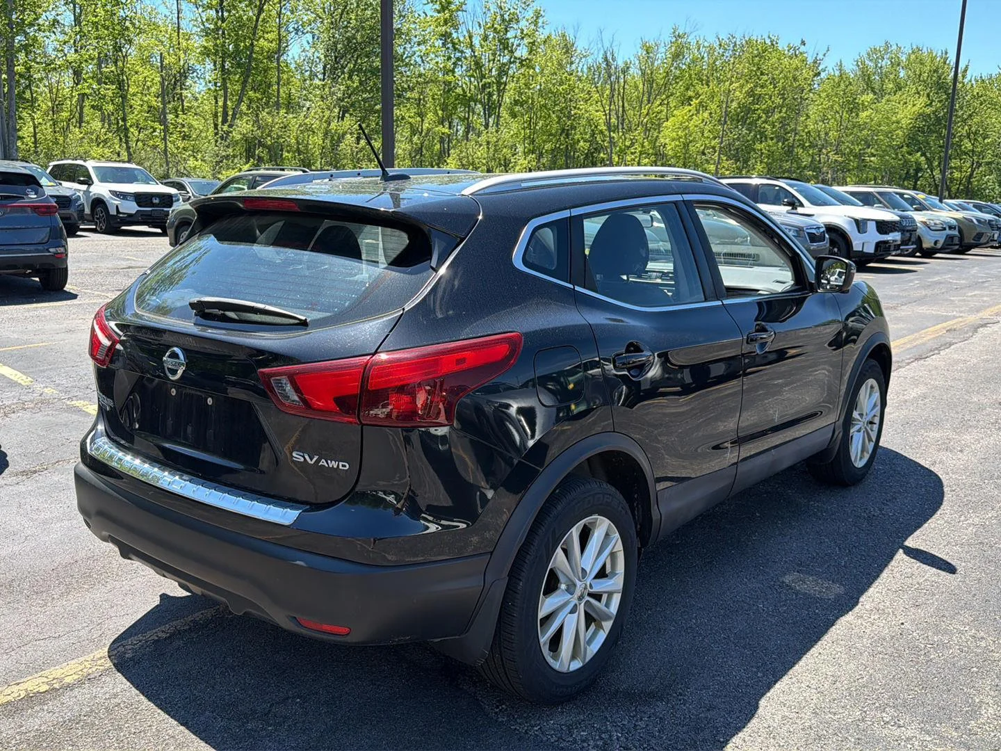 Used 2017 Magnetic Black Nissan SV image 7