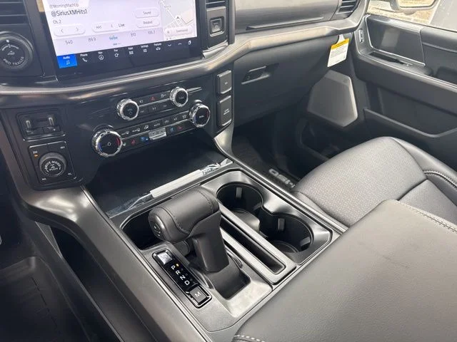 New 2026 Oxford White Ford Lariat® image 60