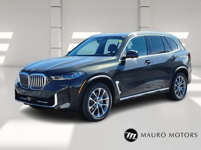 New 2026 Gray BMW xDrive40i image 7