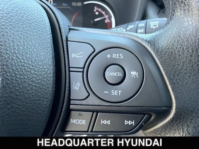 Used 2023 White Toyota XLE image 33