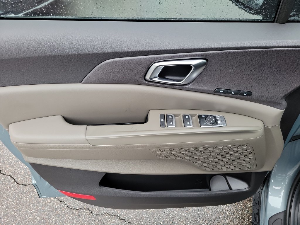 New 2027 Iceberg Green Kia EX image 20