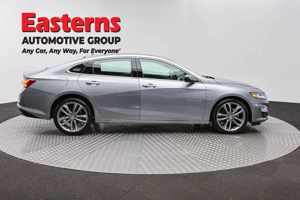 Used 2024 Gray Chevrolet LT image 4