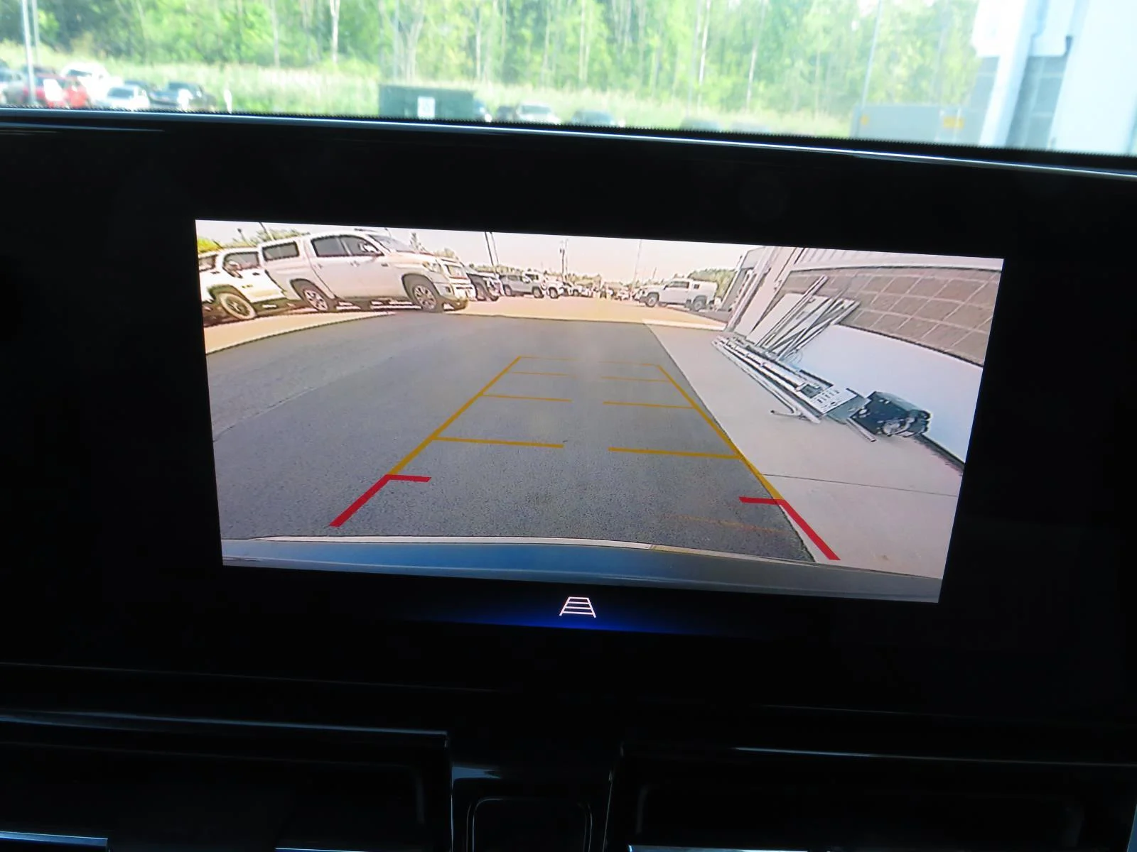Used 2024 Fountain Blue Chevrolet ACTIV image 33