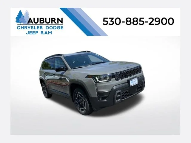 2026 Jeep Cherokee Laredo HEV 4X4's photo