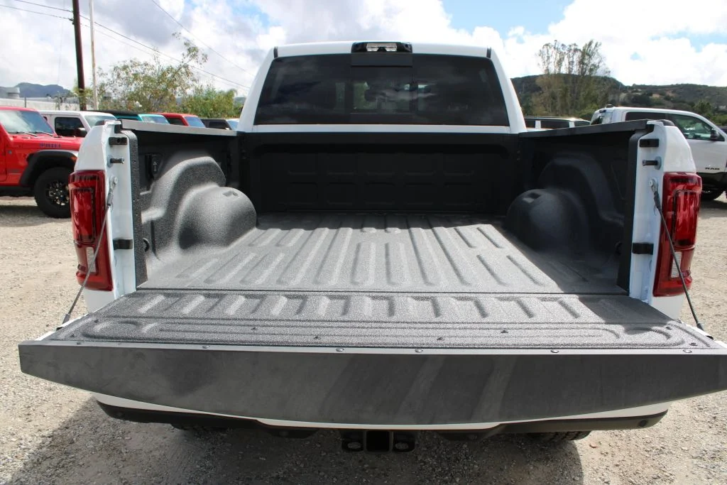 New 2026 Bright White Clear-Coat Exterior Paint Ram Laramie image 10