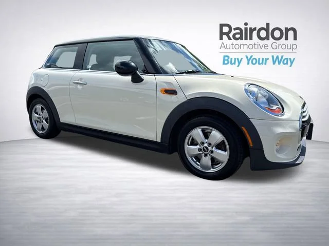2015 MINI Cooper -'s photo