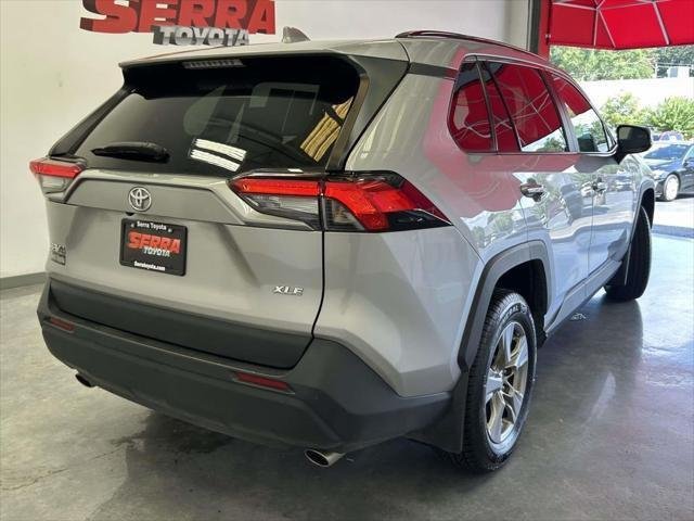 Certified Used 2024 SILVER SKY METALLIC Toyota  image 3
