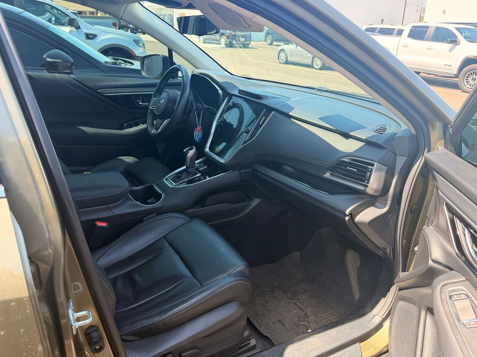 Used 2023 Green Subaru Touring XT image 5