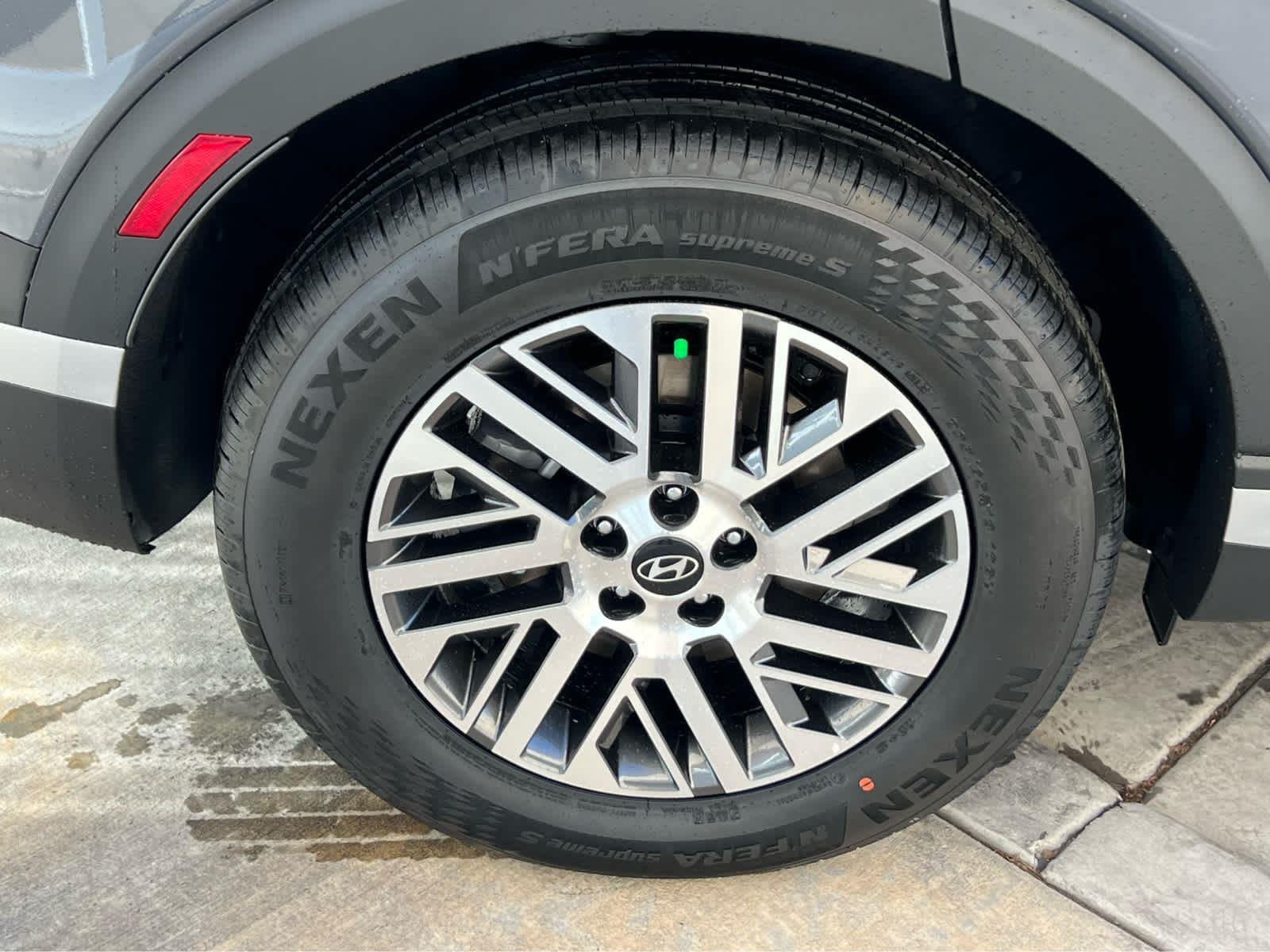 New 2026 Ecotronic Gray Pearl Hyundai SEL Premium AWD image 7