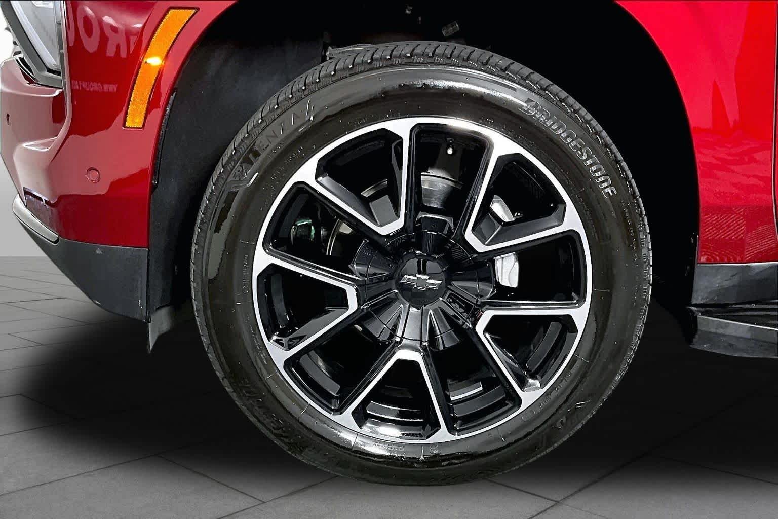 Used 2025 Radiant Red Tintcoat Chevrolet RST image 21