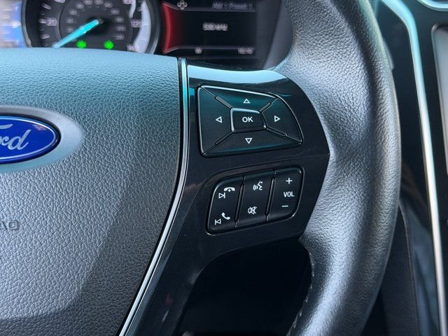 Used 2016 Blue Ford Limited image 24