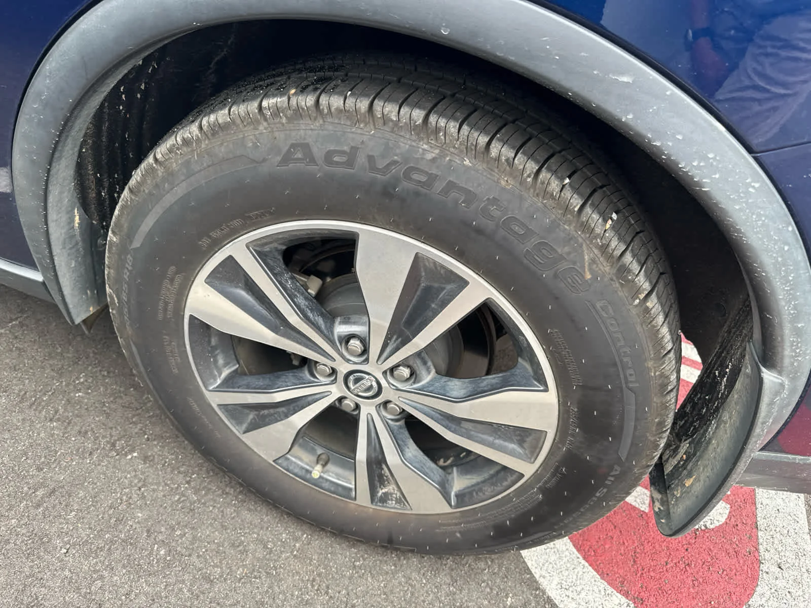 Used 2020 Deep Blue Pearl Nissan S image 5