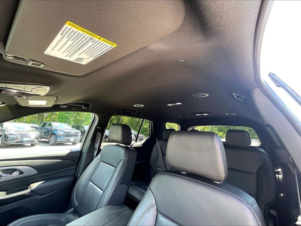 Used 2023 White Chevrolet LT Leather image 7
