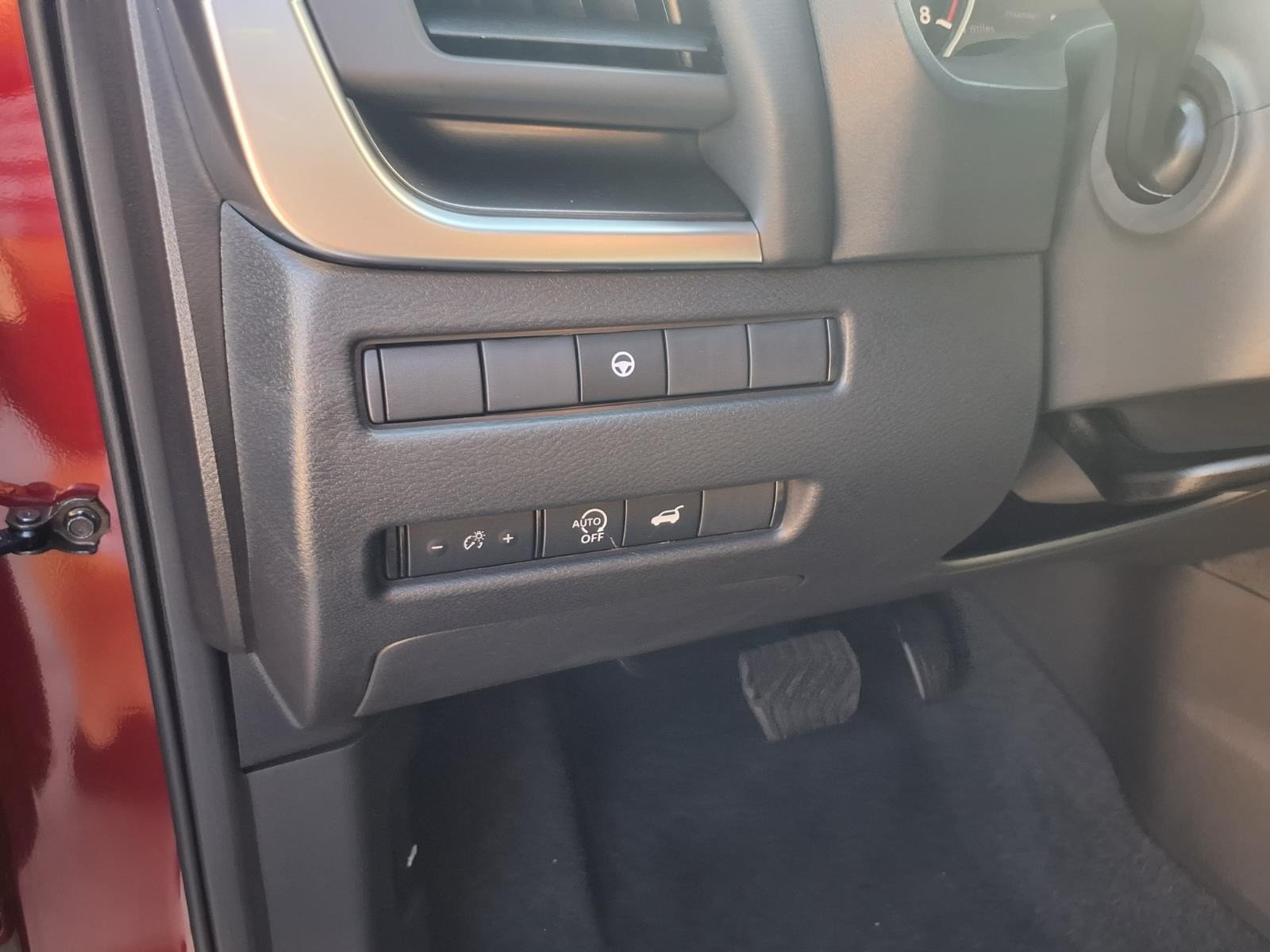 2026 Nissan Rogue photo 15 of 23