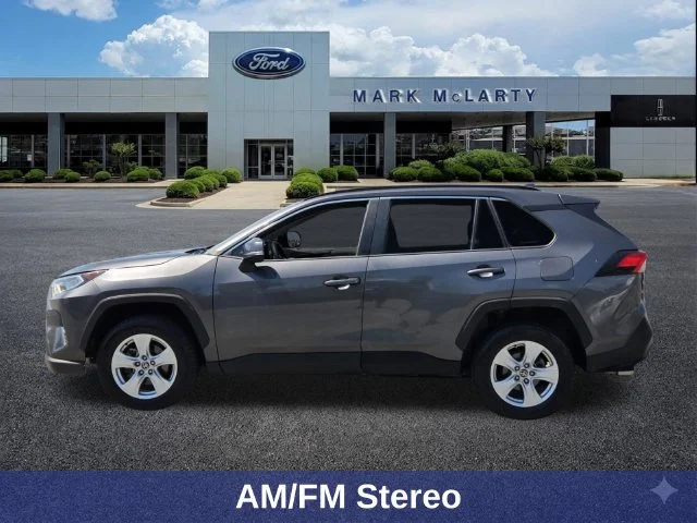 Used 2021 Toyota RAV4 XLE with VIN 2T3W1RFV7MW160781 for sale in Benton, AR