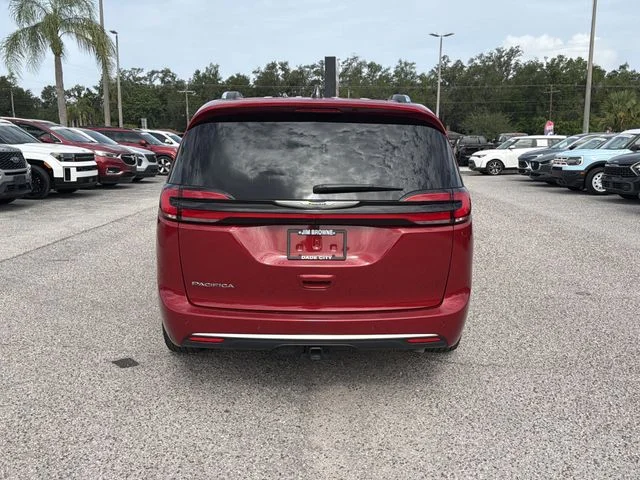 Used 2026 Red Chrysler Pinnacle image 5