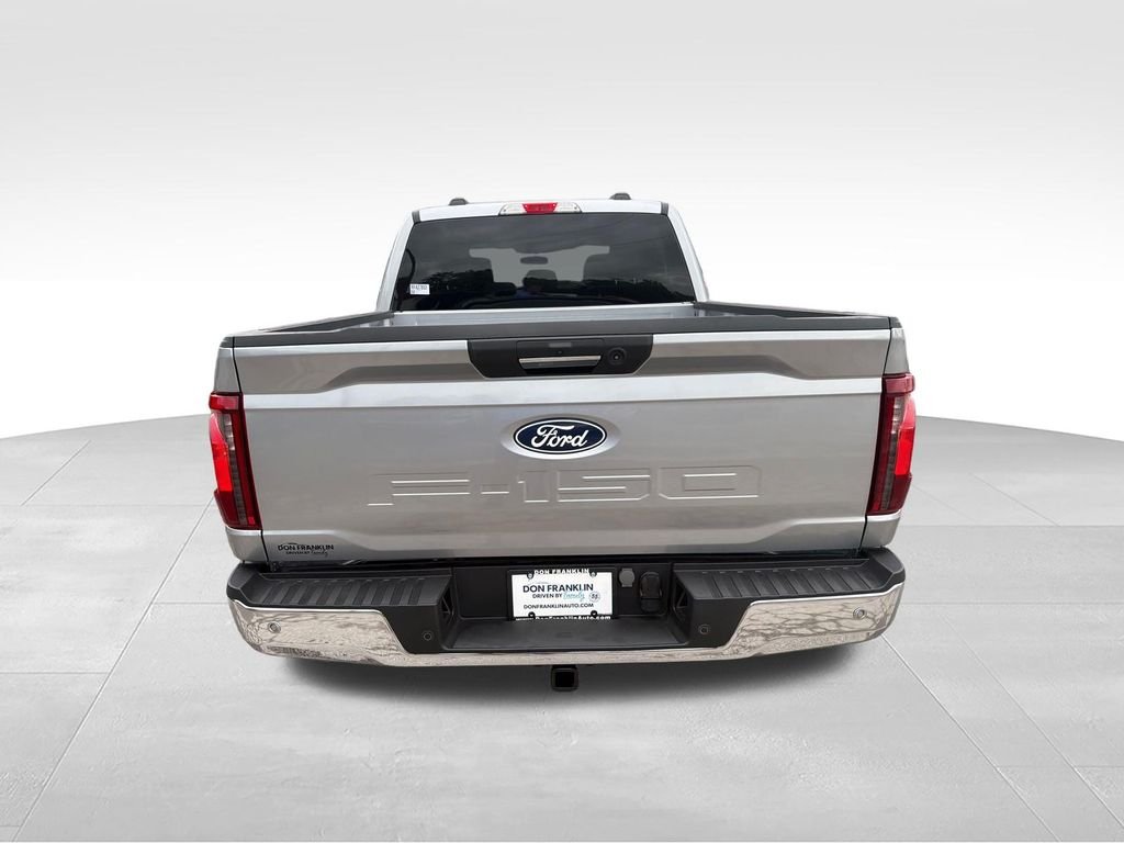 Used 2024 Silver Ford XLT image 7