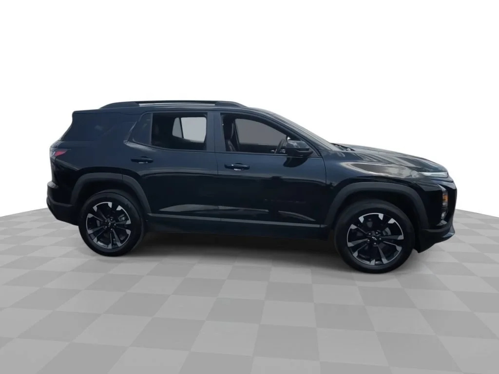 Used 2025 Mosaic Black Metallic Chevrolet RS image 9