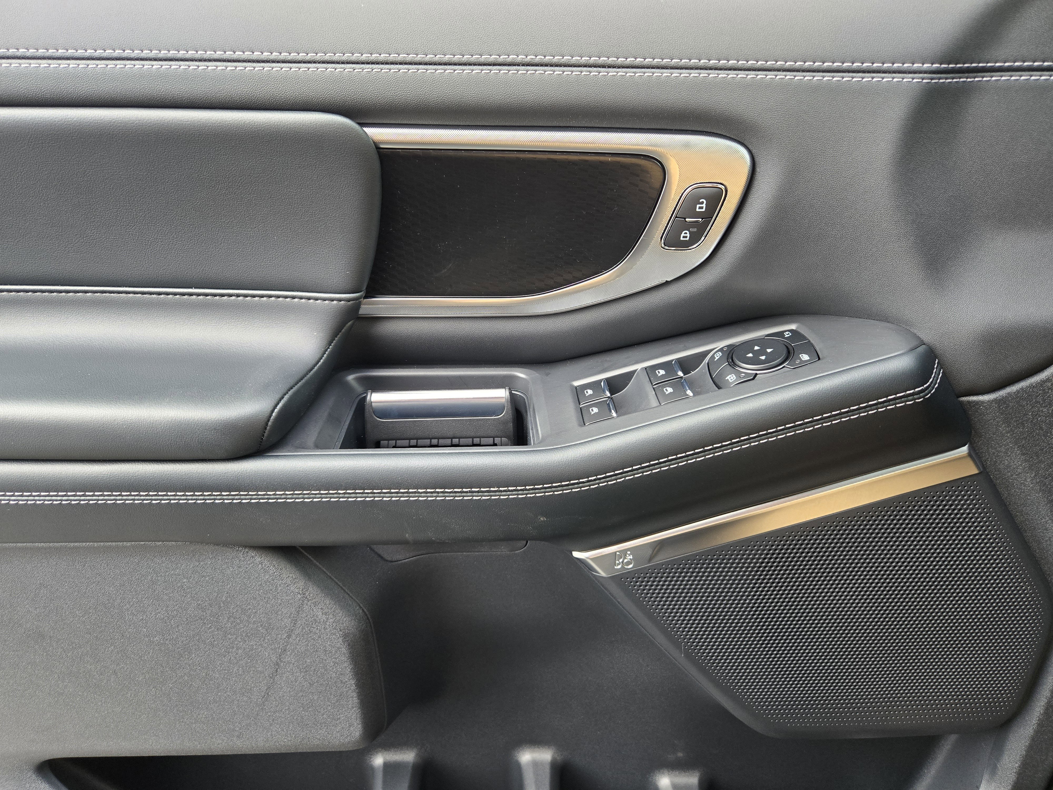 New 2026 Agate Black Metallic Ford Platinum image 13