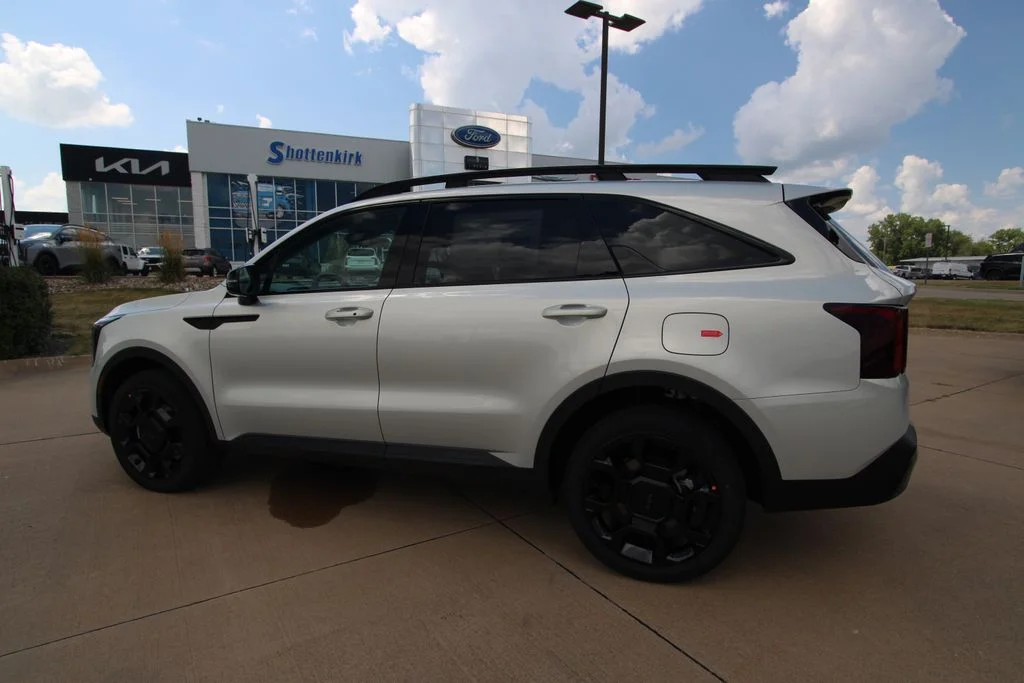 New 2026 Silver Kia  image 17