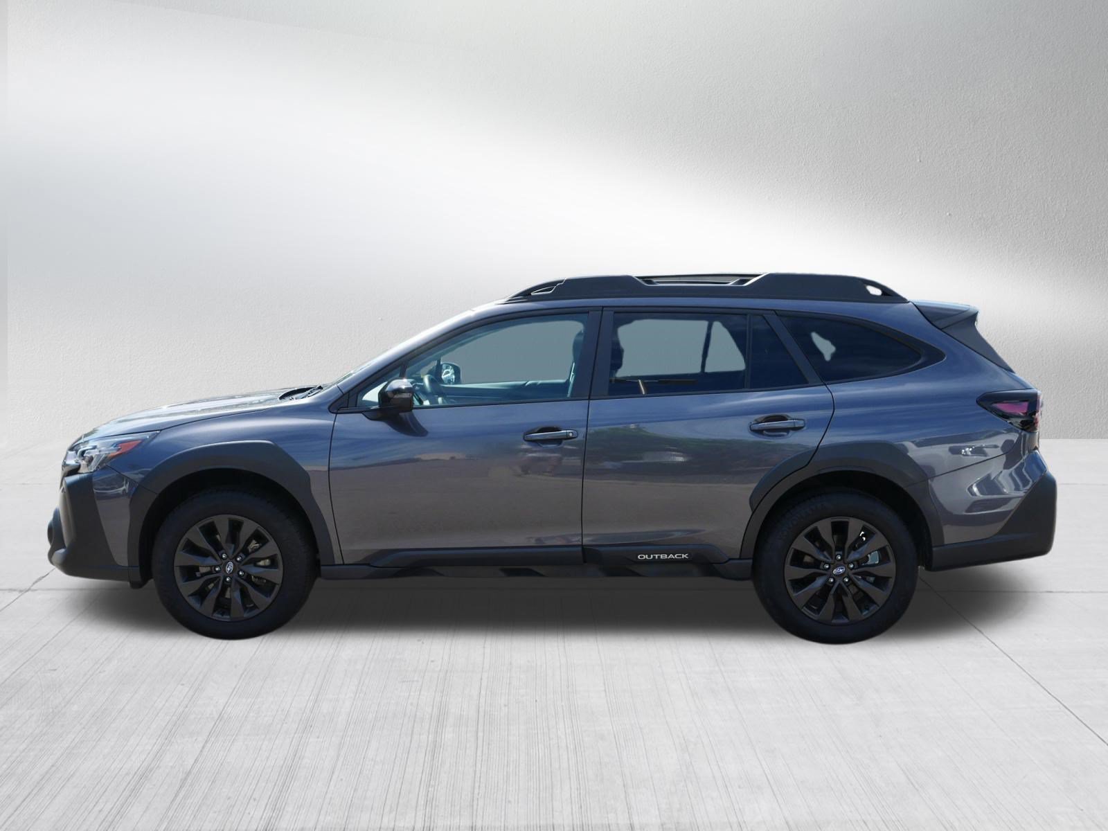Used 2025 Magnetite Gray Metallic Subaru Onyx Edition image 4