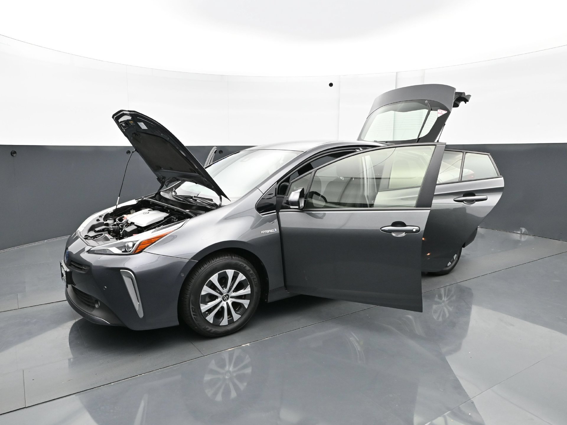 Used 2019 Magnetic Gray Metallic Toyota LE AWD-e image 31