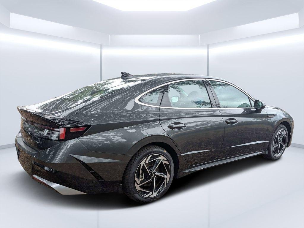 New 2026 Gray Hyundai SEL Sport image 3