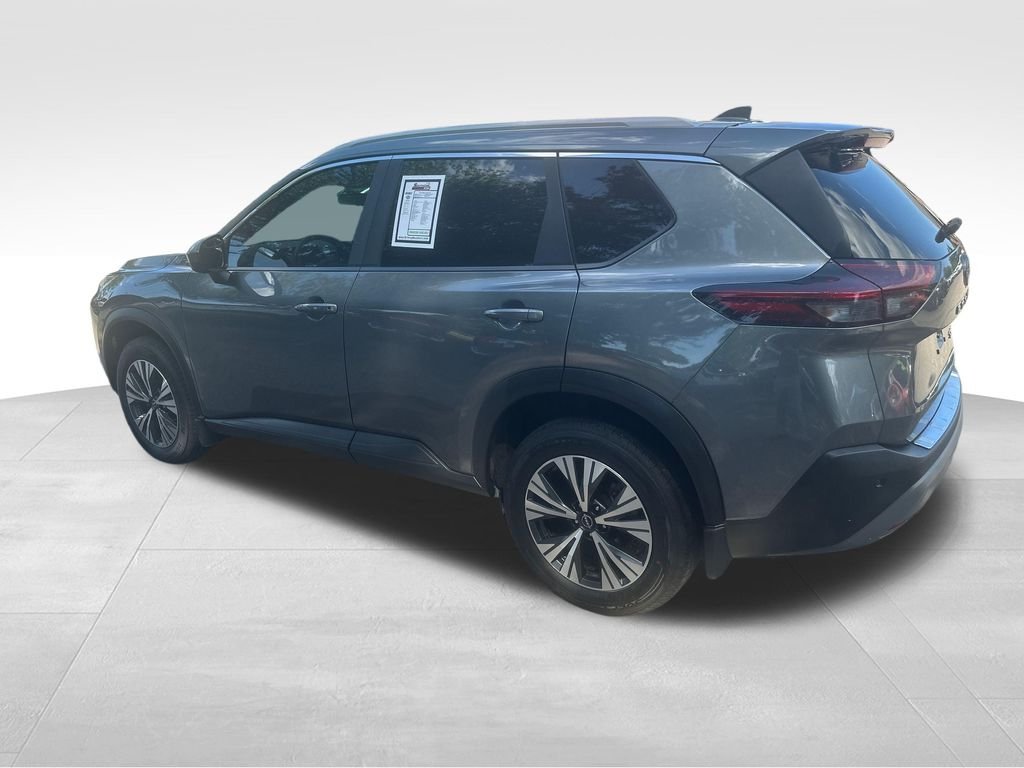 Used 2023 Gray Nissan SV image 17