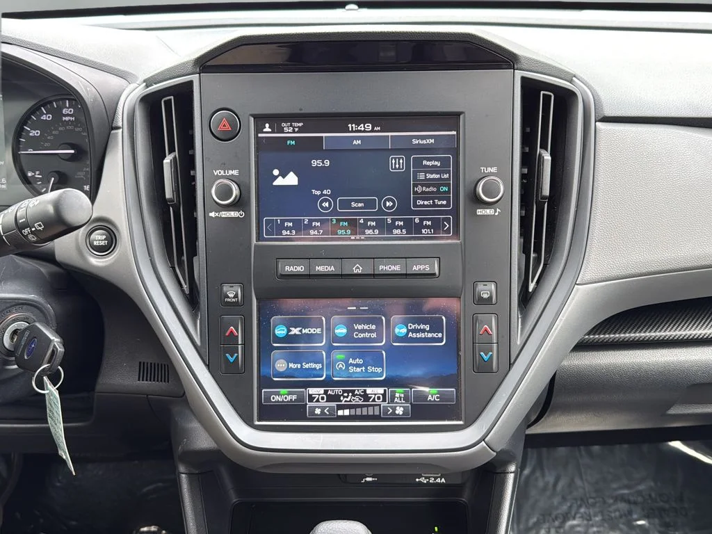 Used 2024 Gray Subaru Base image 19