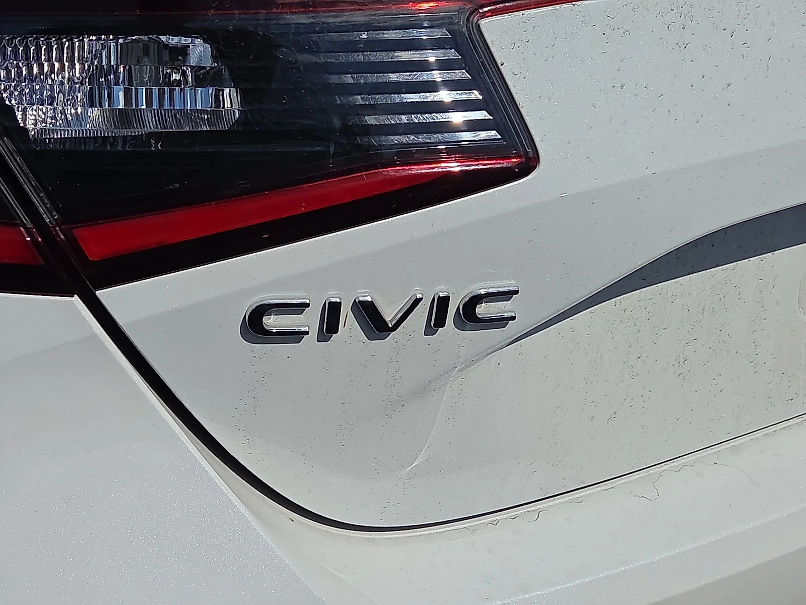 Used 2023 Platinum White Pearl Honda Sport image 4