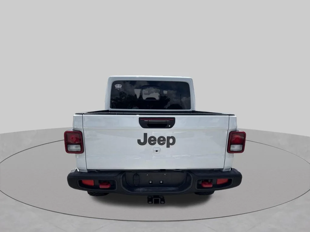 Used 2022 White Jeep Rubicon image 5