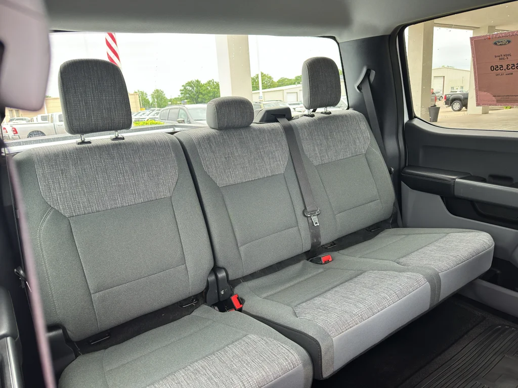 Used 2024 Oxford White Ford XLT image 33