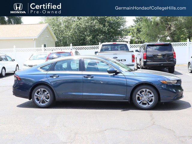 Certified Used 2024 Canyon River Blue Metallic Honda EX image 3