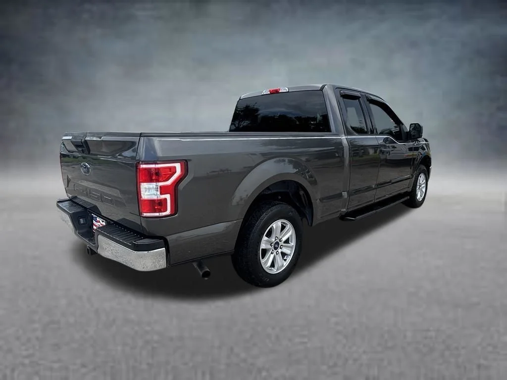 Used 2018 Magnetic Ford XLT image 4