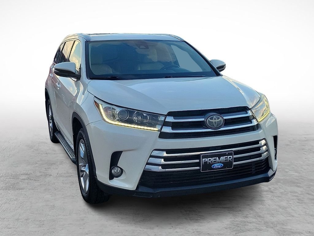 Used 2018 Toyota Highlander Limited with VIN 5TDYZRFH4JS259549 for sale in Lamesa, TX