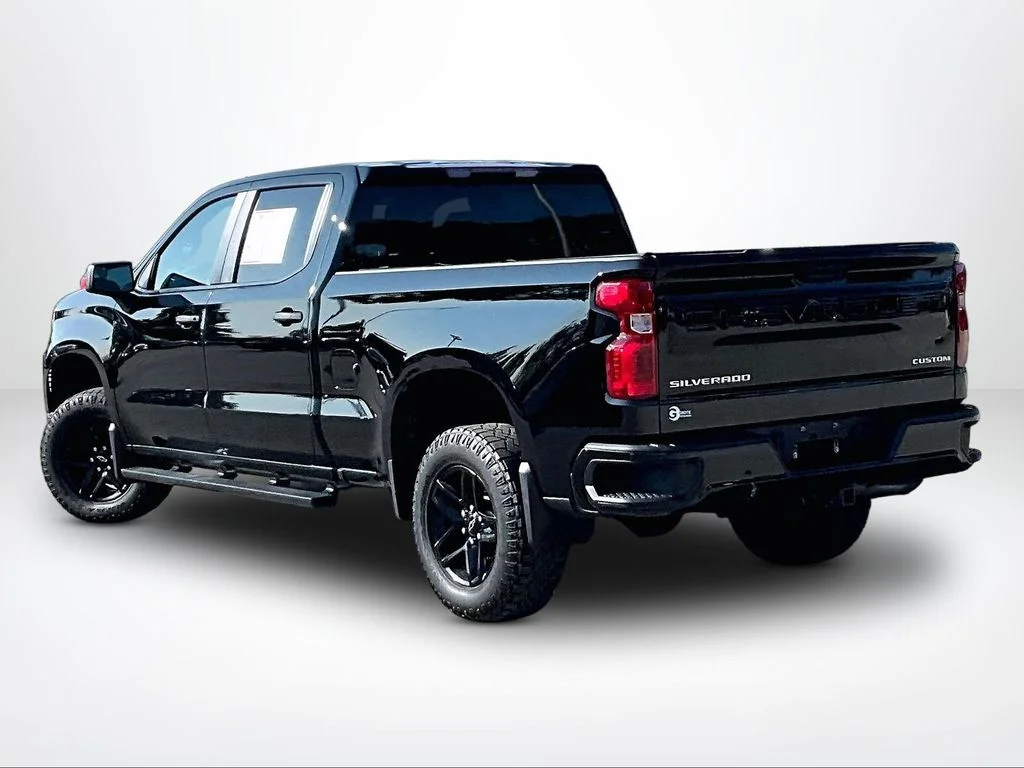 Used 2022 Black Chevrolet Custom Trail Boss image 14