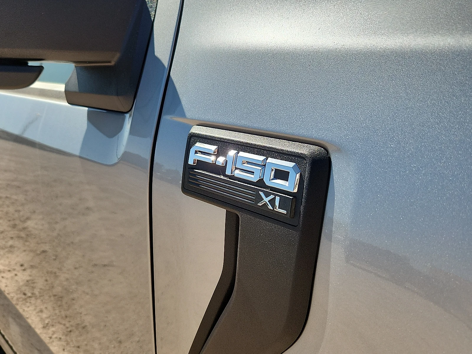 New 2026 Iconic Silver Metallic Ford XL image 10