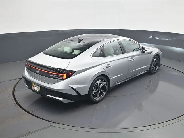 Certified Used 2024 Silver Hyundai SEL image 17
